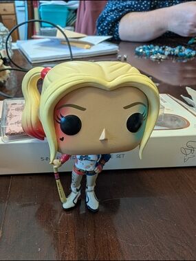 Harley Quinn Funko Pop! Figure - Blonde with Red & Blue Accents